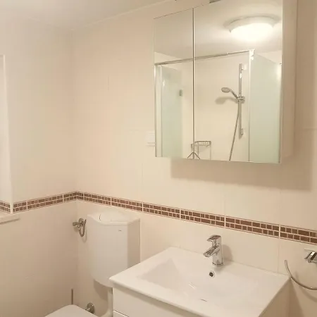 Nina&anita - Self Check In Lejlighed