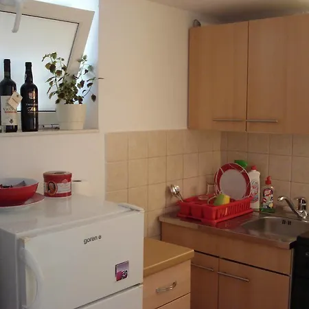 Nina&anita - Self Check In